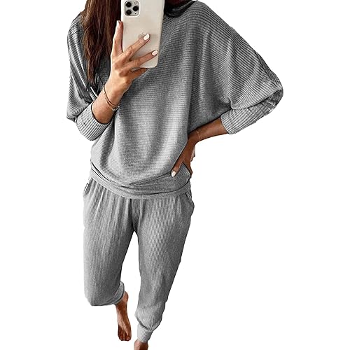 PRETTYGARDEN Women's 2022 Fall Fashion Outfits 2 Piece Sweatsuit Solid Color Long Sleeve Pullover Long Pants Tracksuit