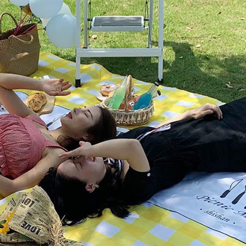 Picnic Basket Accessories, Embrace Nature with The Comfortable and Convenient Picnic Blanket (Yellow)