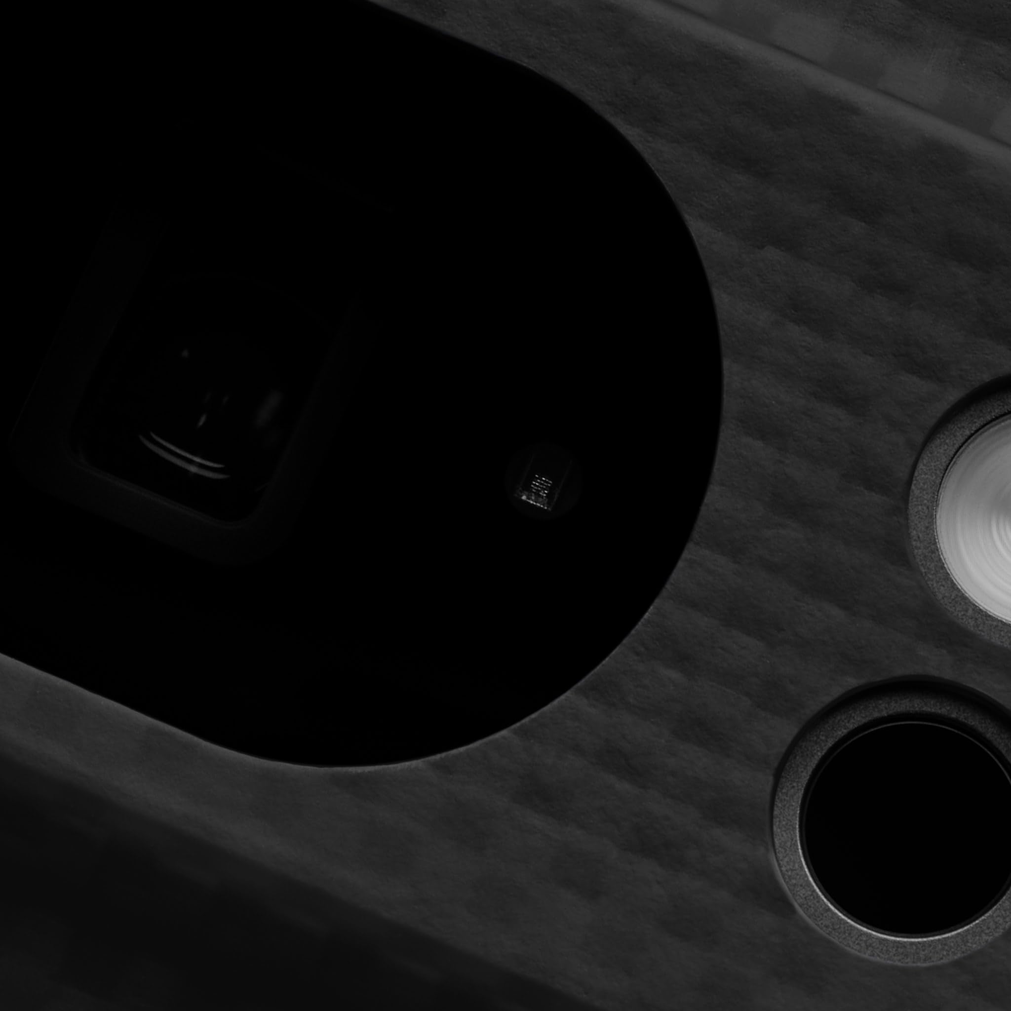 Latercase Schutzhülle für Pixel 9 Pro XL, ultradünne 0,6 mm Aramidfaser-Hülle, leichte, 10 g dünne Schutzhülle, kompatibel mit kabellosem Laden, matt, rutschfester Griff, schwarze Schraffur