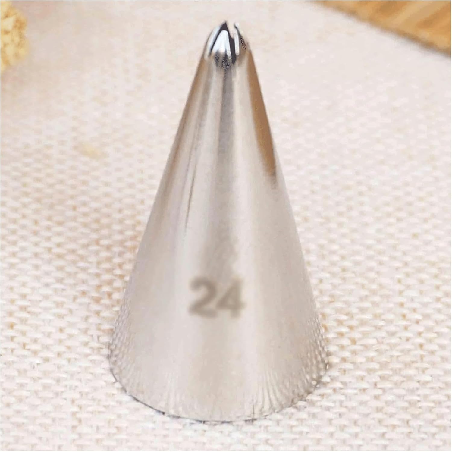 Piping Tips 1pcs Pastry Nozzles Stainless Steel Icing Tips Russian Tips Star Decorating Tips Small Piping Kit Icing Nozzles Tips