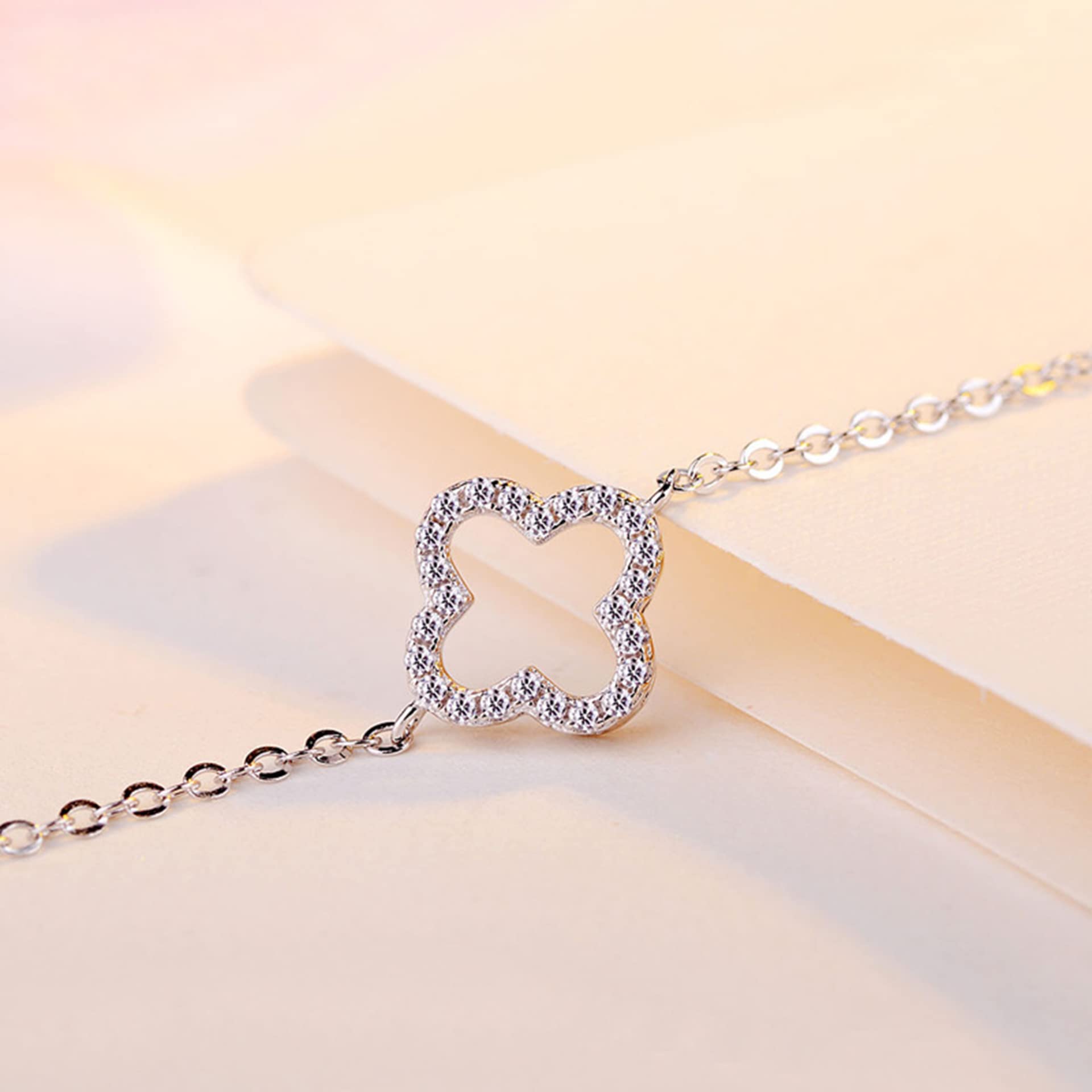 Frauen Mädchen Armband 925, einfache, Aber Elegante, glückliche Vier-Blatt-Klee-Armreifen, einstellbare Handverbindung, Kettenerweiterung