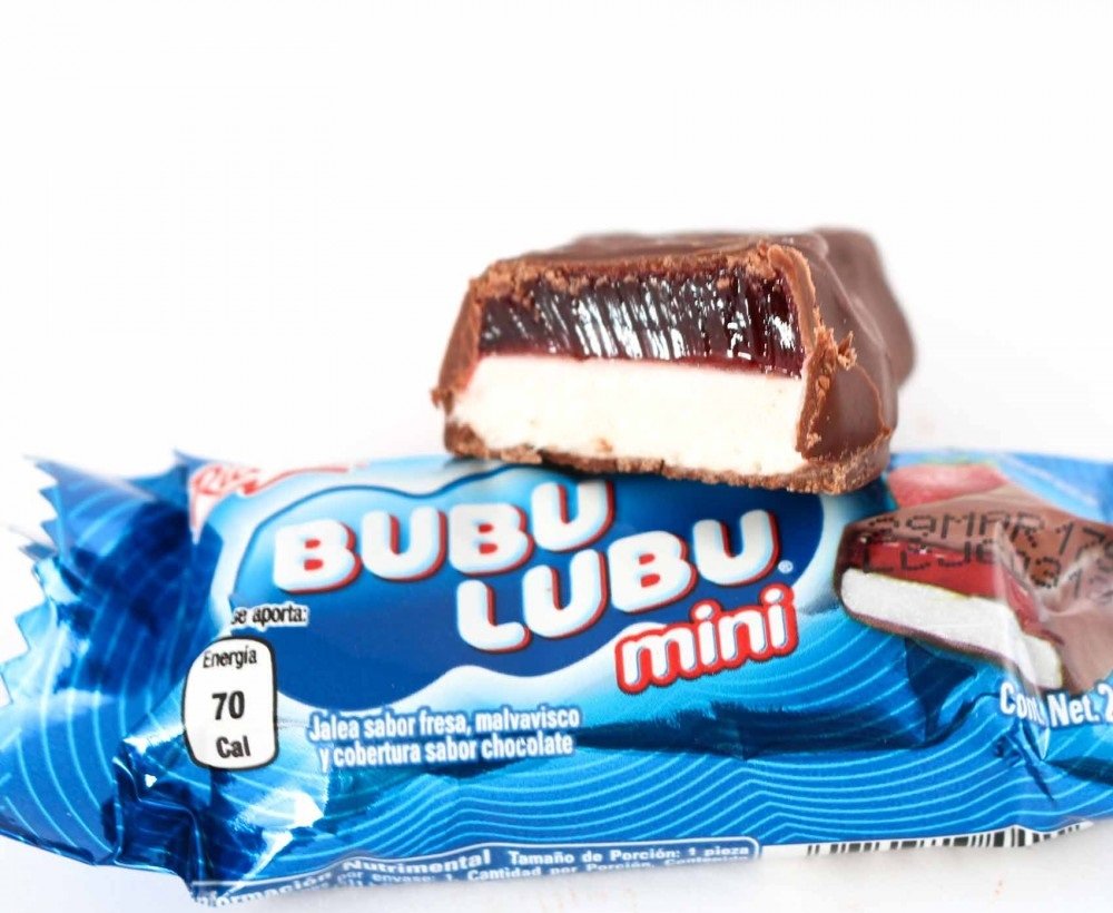 Authentic SaboresBubu Lubu Mini Strawberry Gummy Candy and Marshmallows With Chocolate Flavored Coating 15ct With 1ct. Marzipan Chocolate covered de la Rosa
