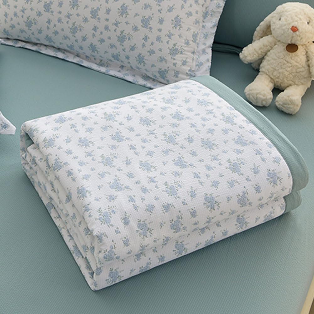 Bedspread – Fine-striped, Double-sided & Patchwork(Blue Floral,180x200cm)