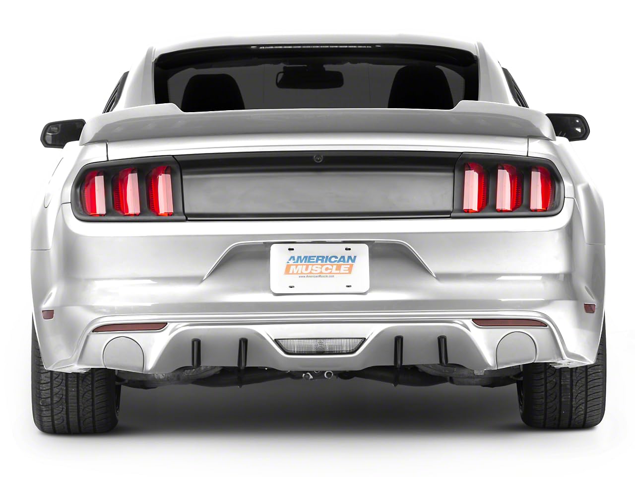 หลัง view of a silver Mustang with MMD Rear Diffuser Fins installed