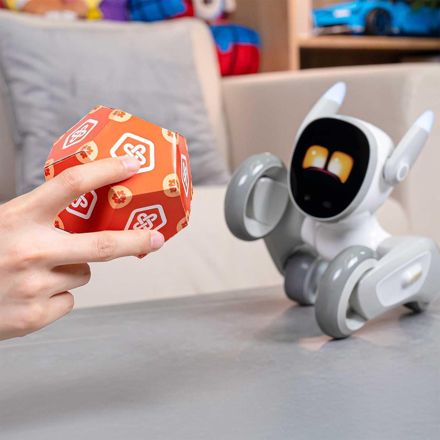 Loona - Mascota Robot Inteligente Interactiva con IA - Perro Robótico con ChatGPT y Control por Voz, Cámara HD, Navegación Autónoma, Monitor de Hogar 24/7, Juguete Tecnológico para Niños y Adultos