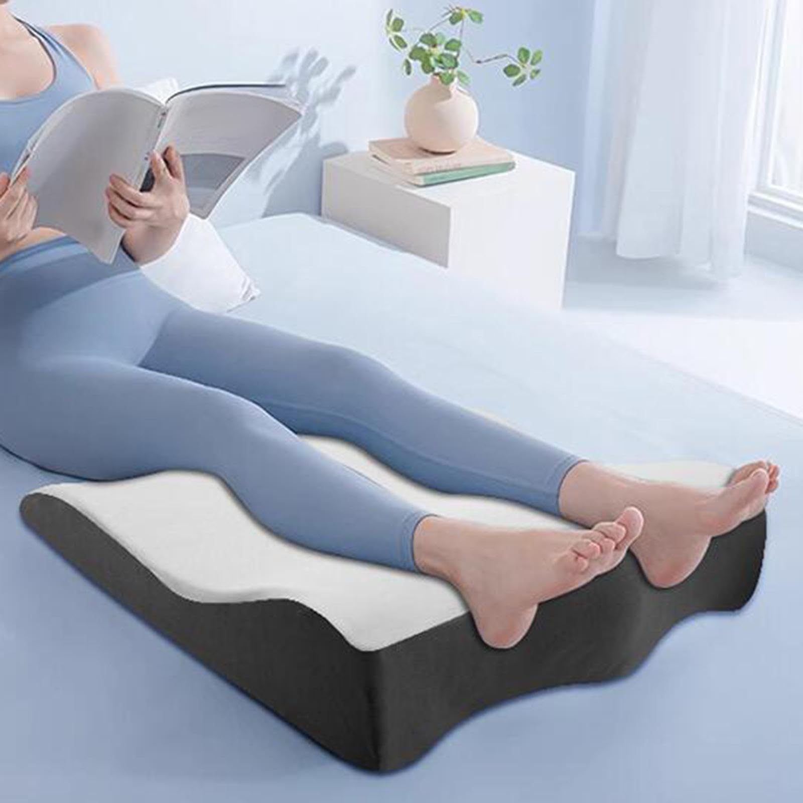 Cuscino poggiapiedi in memory foam di qualità, cuscino per elevazione gambe, per chi dorme di lato e ha bisogno di maggiore comfort e supporto per le