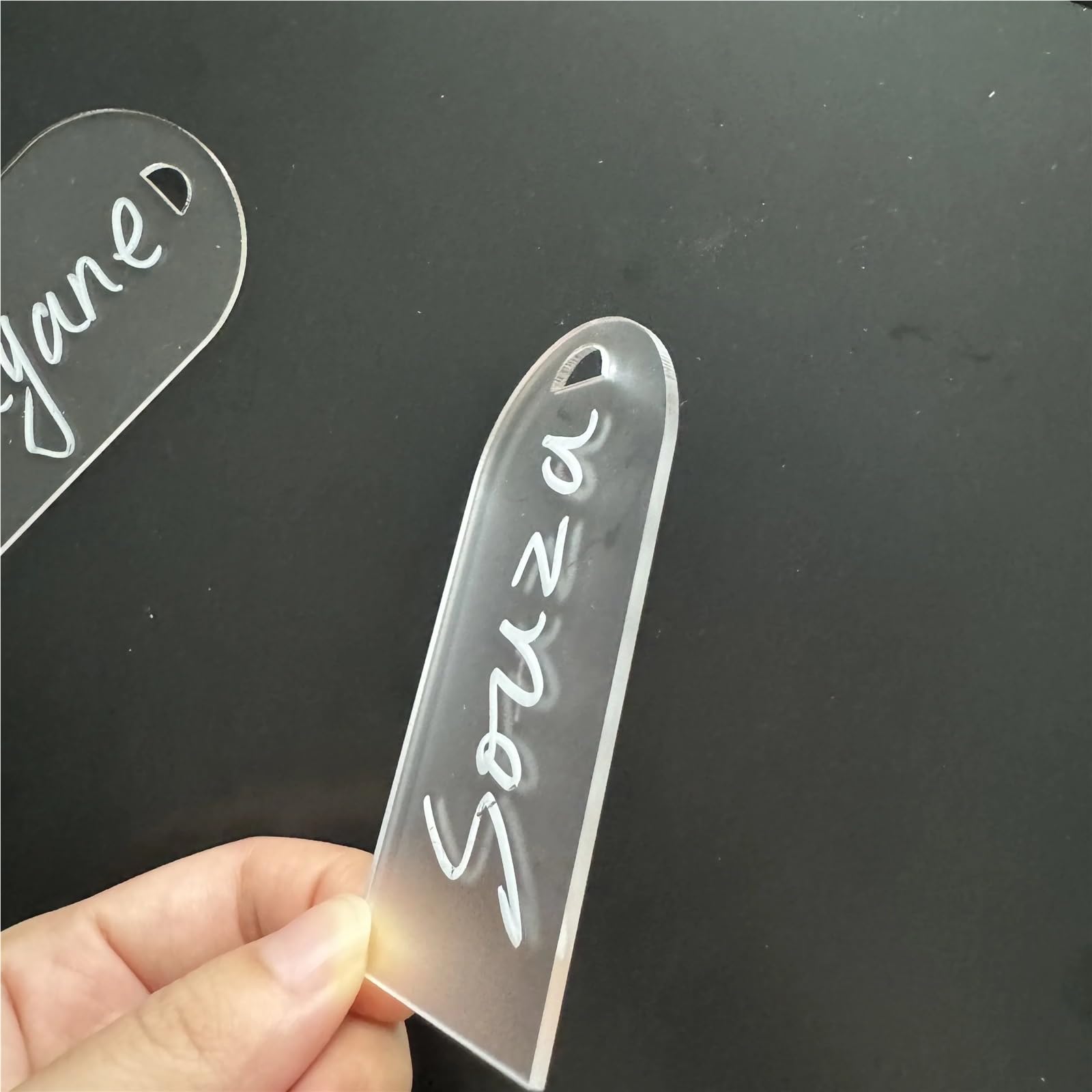Platzkarten aus Acryl, blanko, gewölbt, für Hochzeiten, mattiert und transparent, 40 Stück