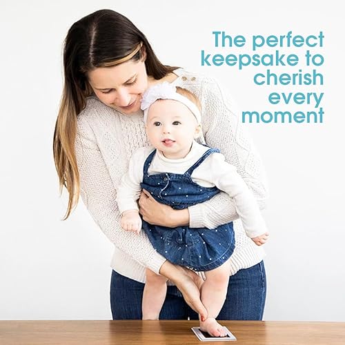 Miniatura 8 de Pearhead Libro de recuerdos del bebé - primeros 5 años, diario de hitos del bebé y embarazo con almohadilla de tinta Clean-Touch para huella de mano