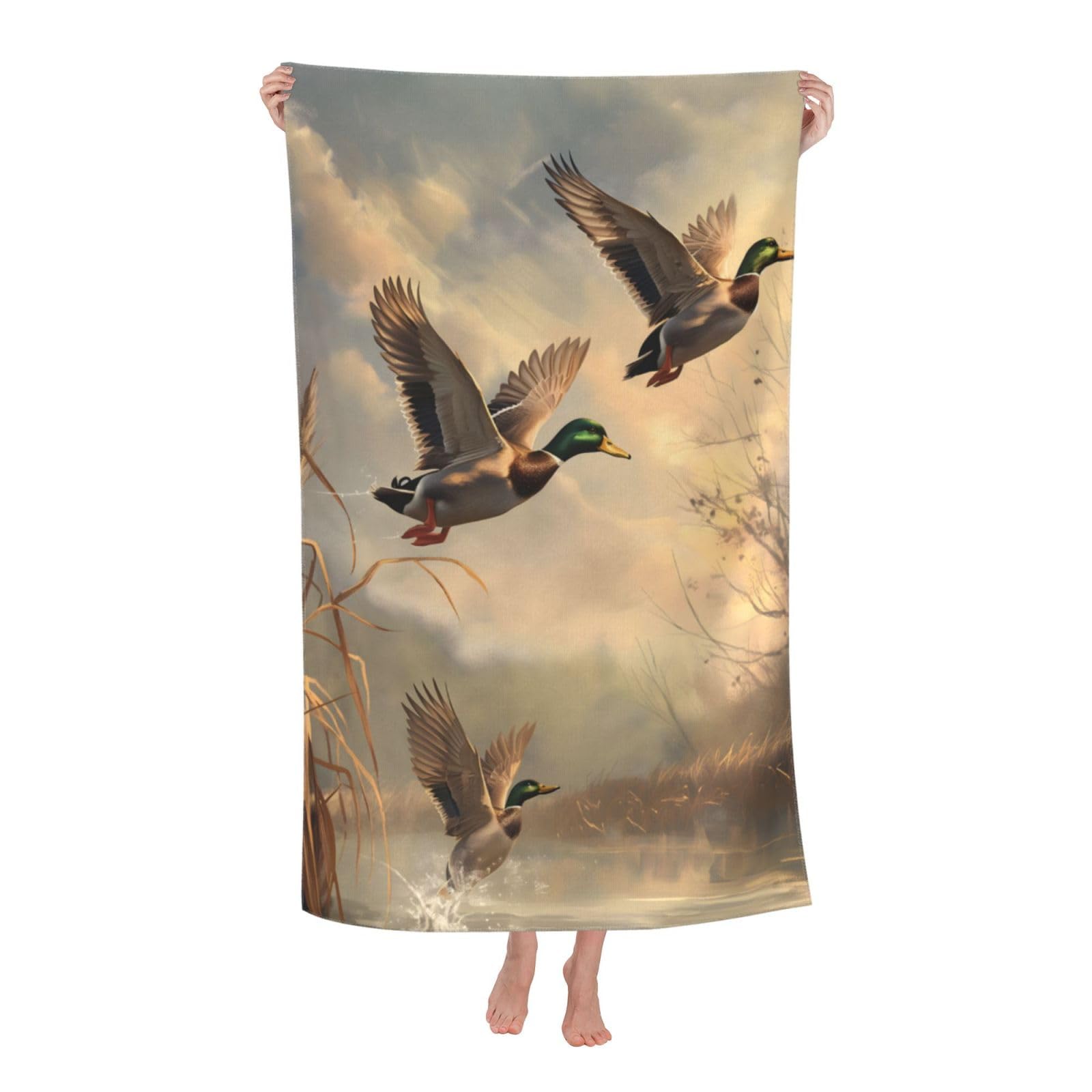 HLBSDM Duck Hunting Beach Towel 31inx51in Duck Sand Free Microfiber Bath Towel Ultra Soft Quick Dry Pool Towel Absorbent Towel Lightweight Towel for Swimming Bathroom Decor