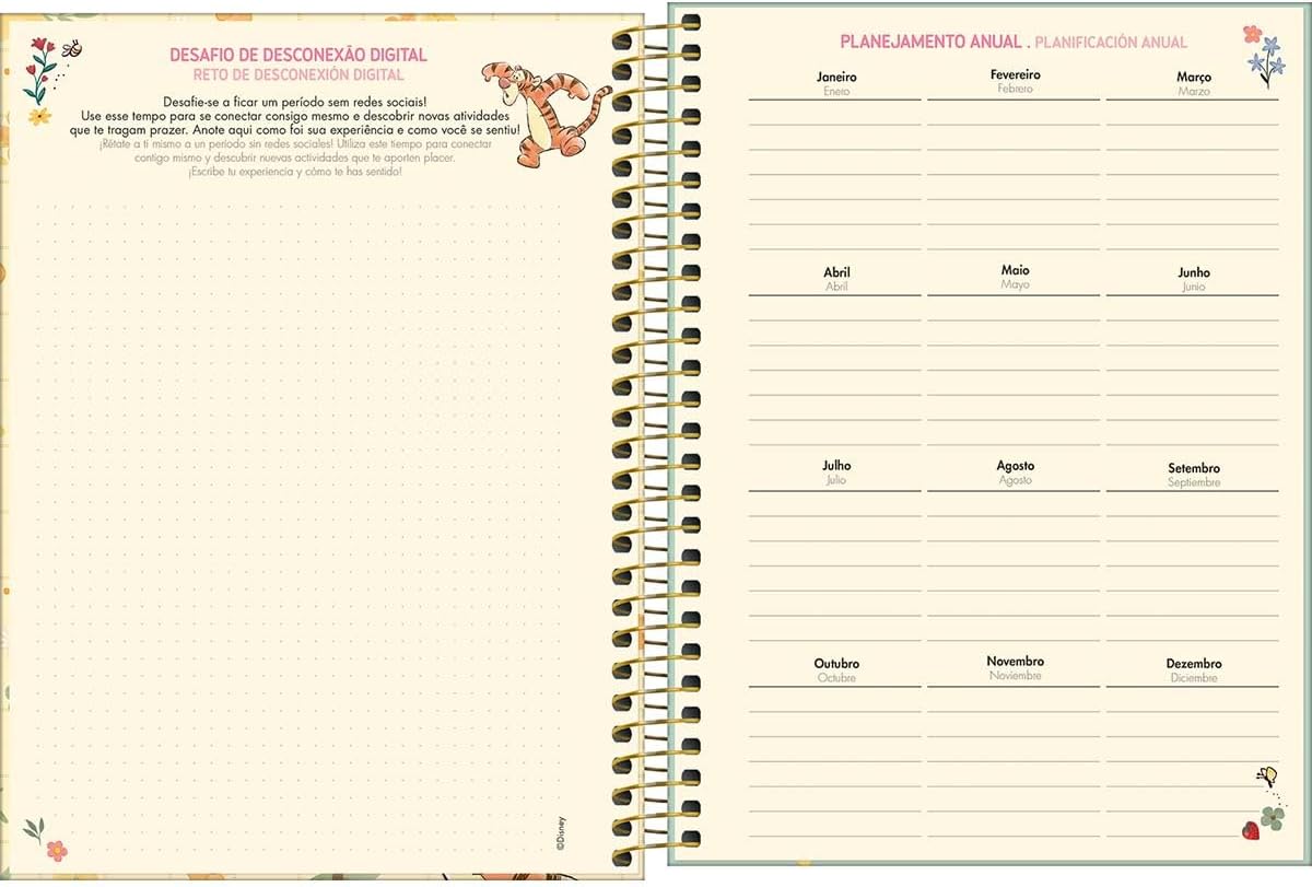 Tilibra - Planner Espiral 17,7 x 24 cm Pooh 2026 - Bege - Personagens Caminhando Tilibra - Planner Espiral 17,7 x 24 cm Pooh 2026 - Bege - Personagens Caminhando