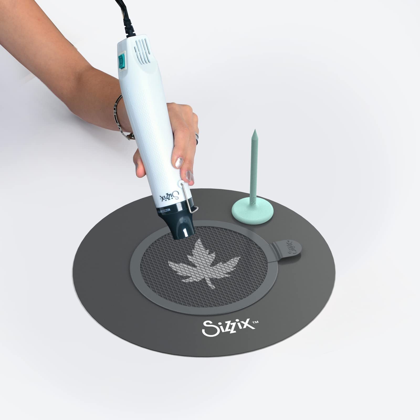 Sizzix Accessory Shrink Plastic Accessori - Tappetino Resistente al Calore, Strumento Pressione e Rete per Artigianato Semplificato