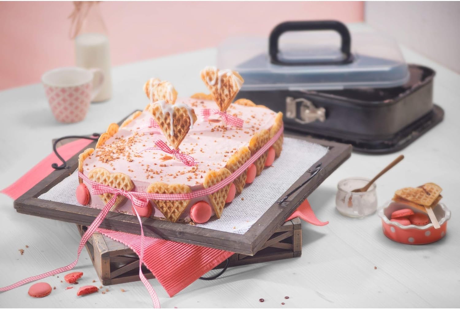 ORIGINAL KAISER | Inspiration Springformen Set DUO | 24 x 24 cm und 36 x 24 cm | quadratisch, rechteckig | inklusive Transporthaube mit klappbaren Griff | ideal für Tiramisu, Kuchen oder Torten