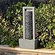 Teamson Home Garten Outdoor Brunnen Hoher Wasserfall mit warmen LED-Lichtern, Layered Rock Design, Robustes Polyresin, dunkelgraues Finish