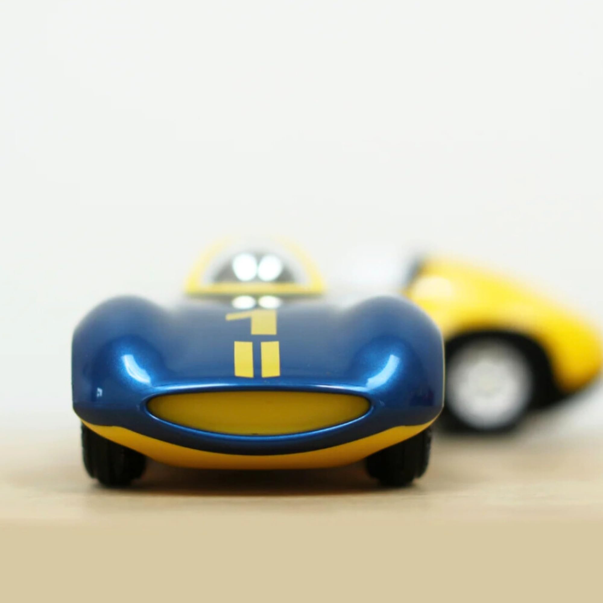 Amazon | Playforever - Speedy Le Mans - Boy | 手押し車・プルトイ