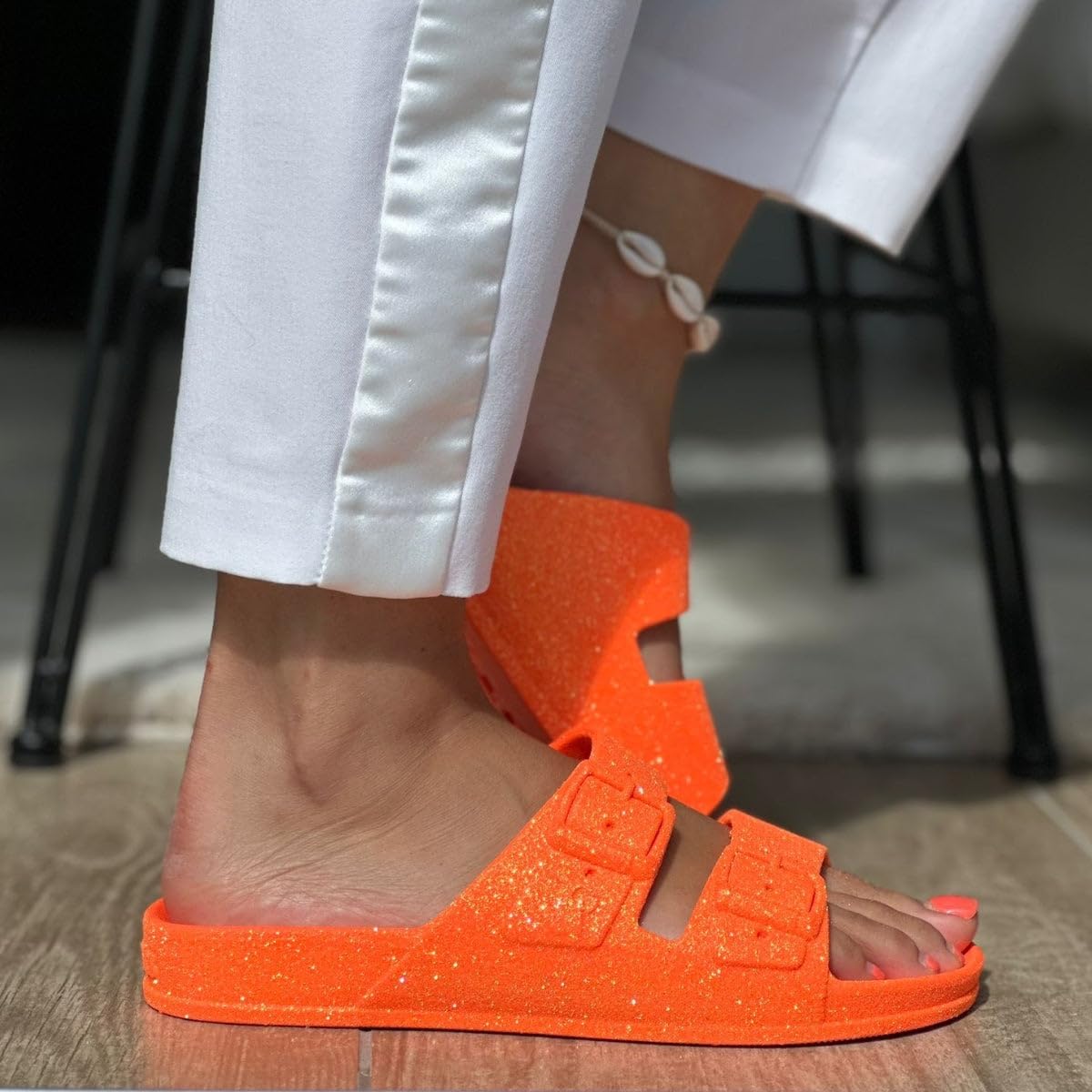 Sandales Plates Femme Neon - Claquettes Confortables et antidérapantes