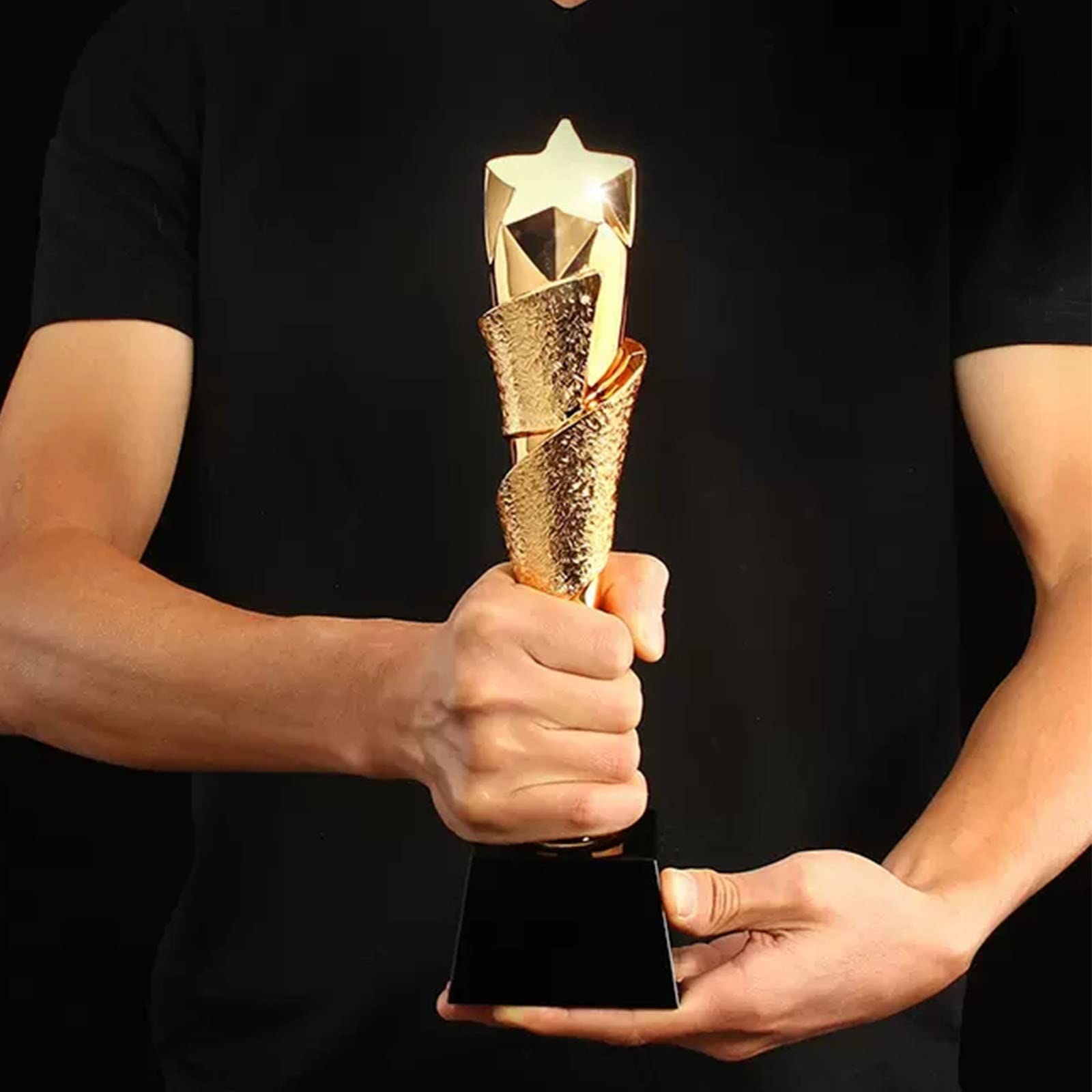 Trophée d'or Trophée De L'excellent Employé Trophée De La Réunion Annuelle Trophée De L'étoile Contenu Personnalisable