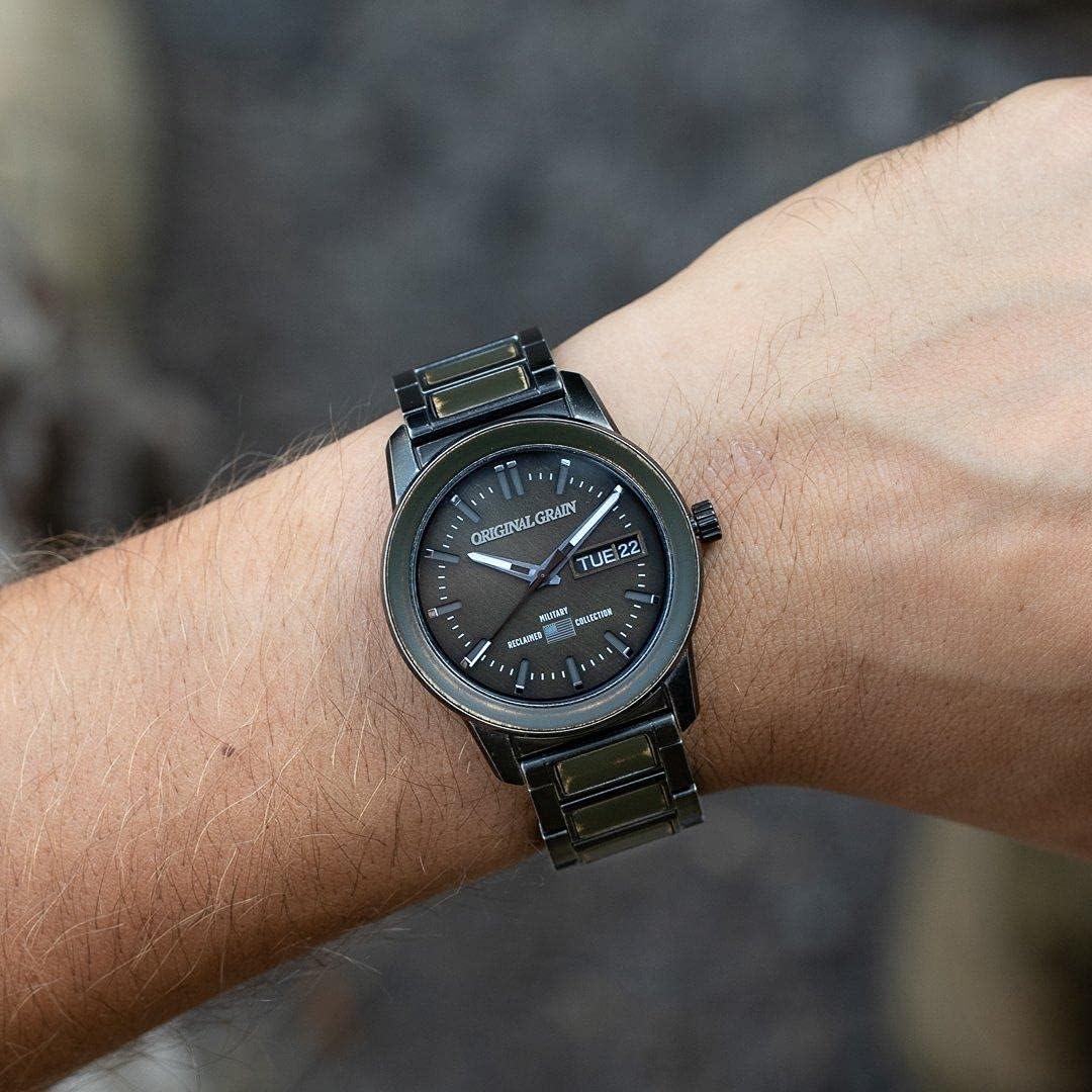 Original Grain Men's Military Ammo 42mm Analog Watch | Alterra Chrono Collection, Stonewashed Steel, Adjustable Watch Band | 10ATM Water-Resistant & Scratch-Resistant | Bracelet Wrist Watch for Men