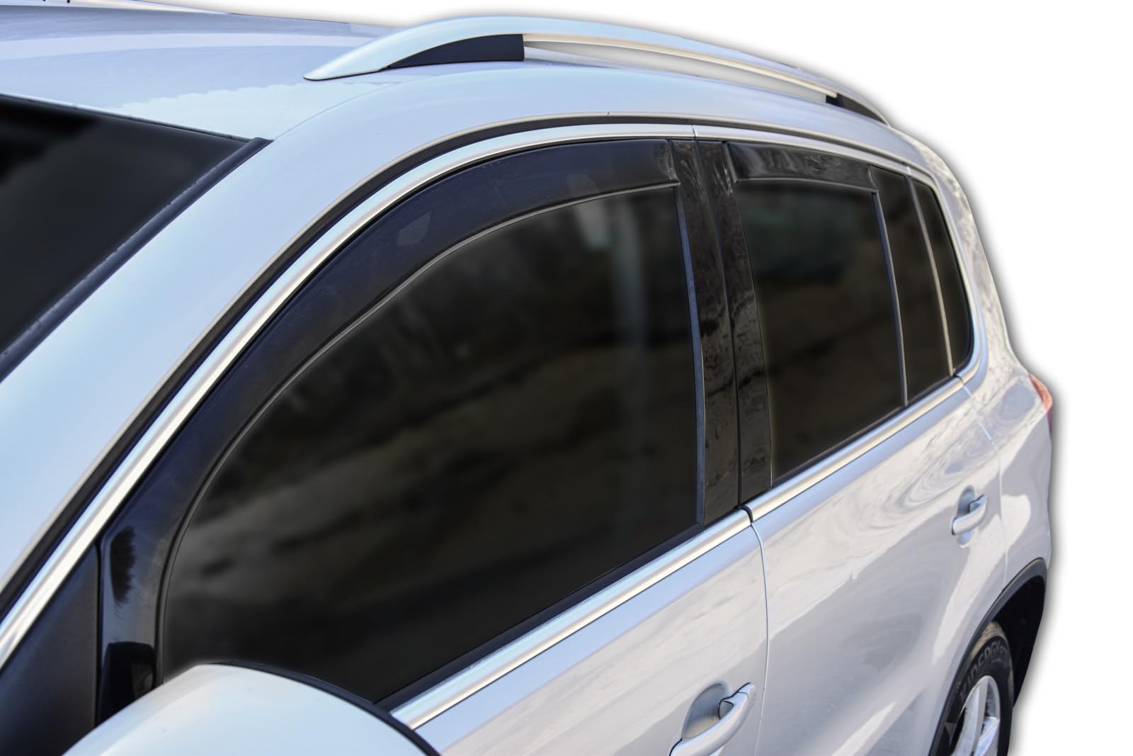 J&J AUTOMOTIVE GP Windabweiser passend für Citroen C3 3 2016-2023 4tlg, Vorne und Hinten Regenabweiser Passform Getönt Schwarz