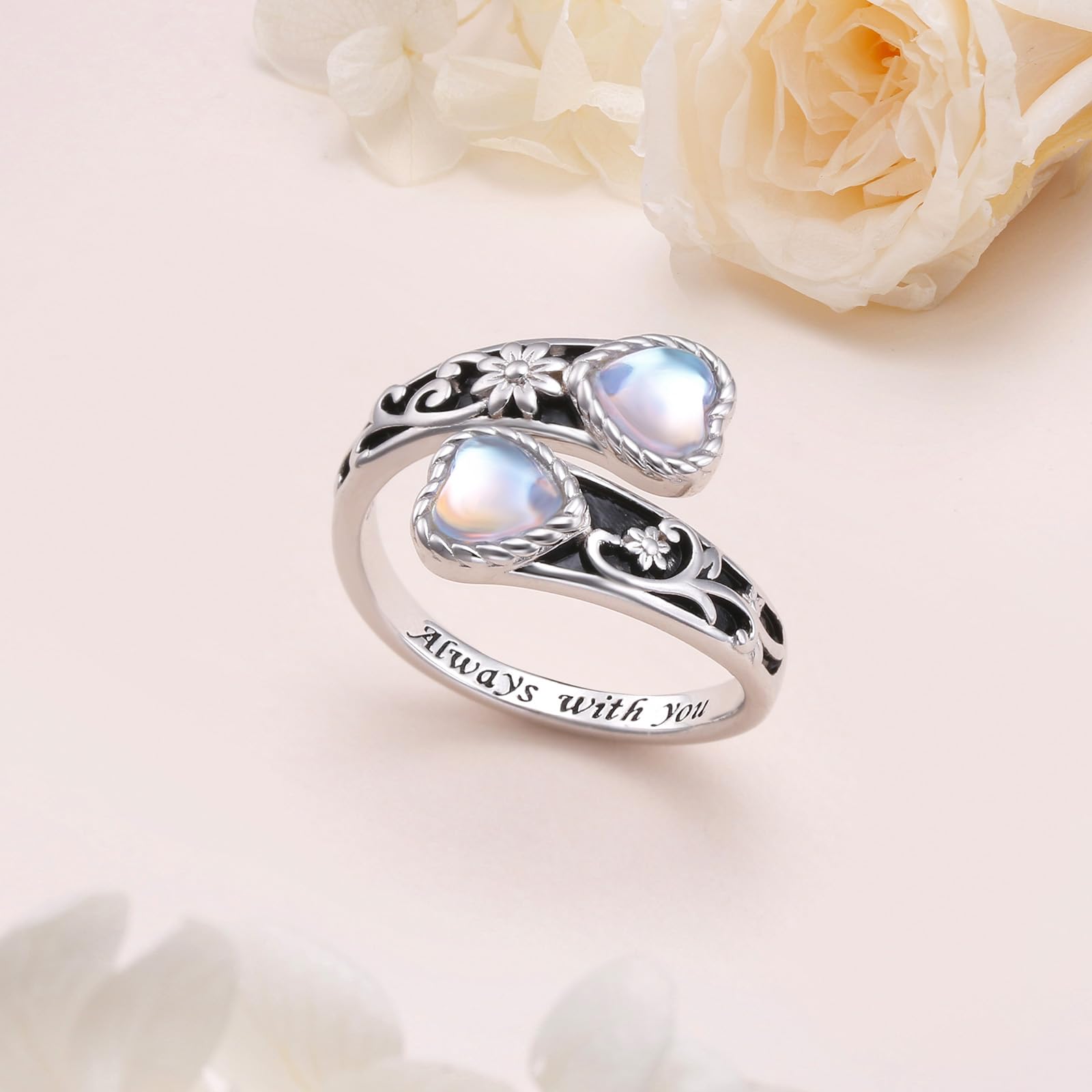 Anillo de plata de ley 925 con forma de corazón y piedra lunar para mujer