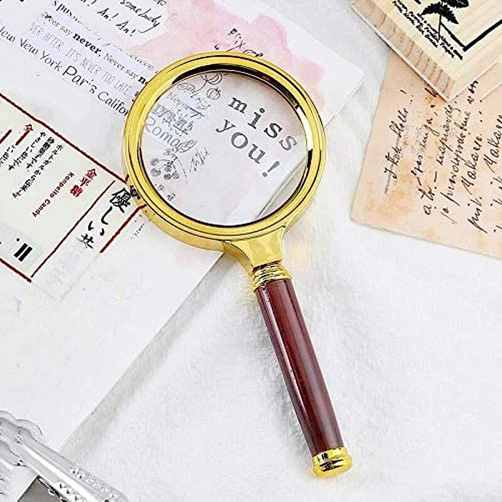 Loupe manuelle 10x pour éviter la fatigue oculaire lors des lectures de précision