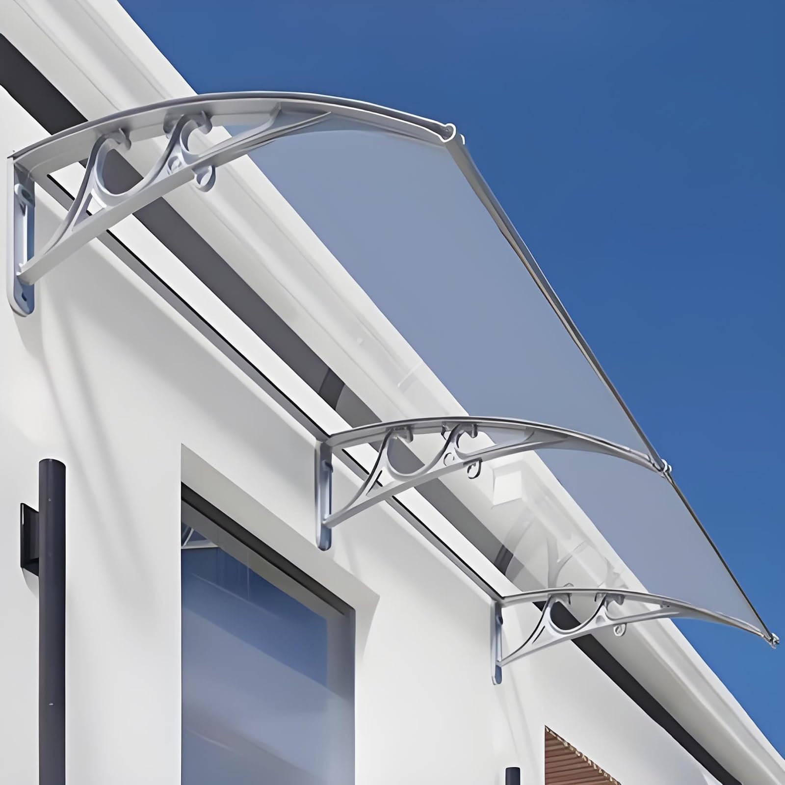Auvent de porte en polycarbonate pour abriter votre porche de la pluie