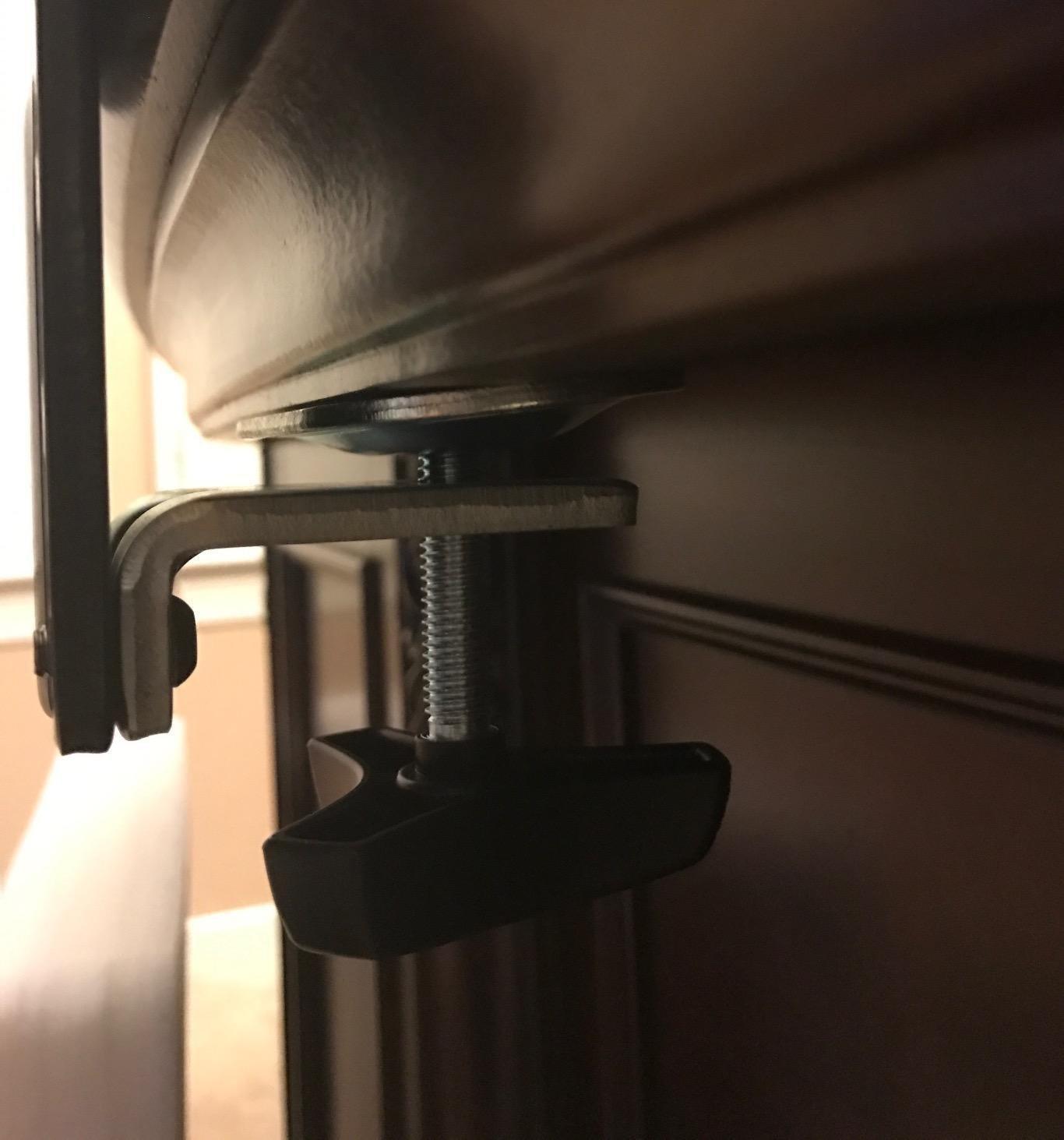 [Monitor Stand/Arm] AmazonBasics Dual Monitor Stand, Lift Engine Arm