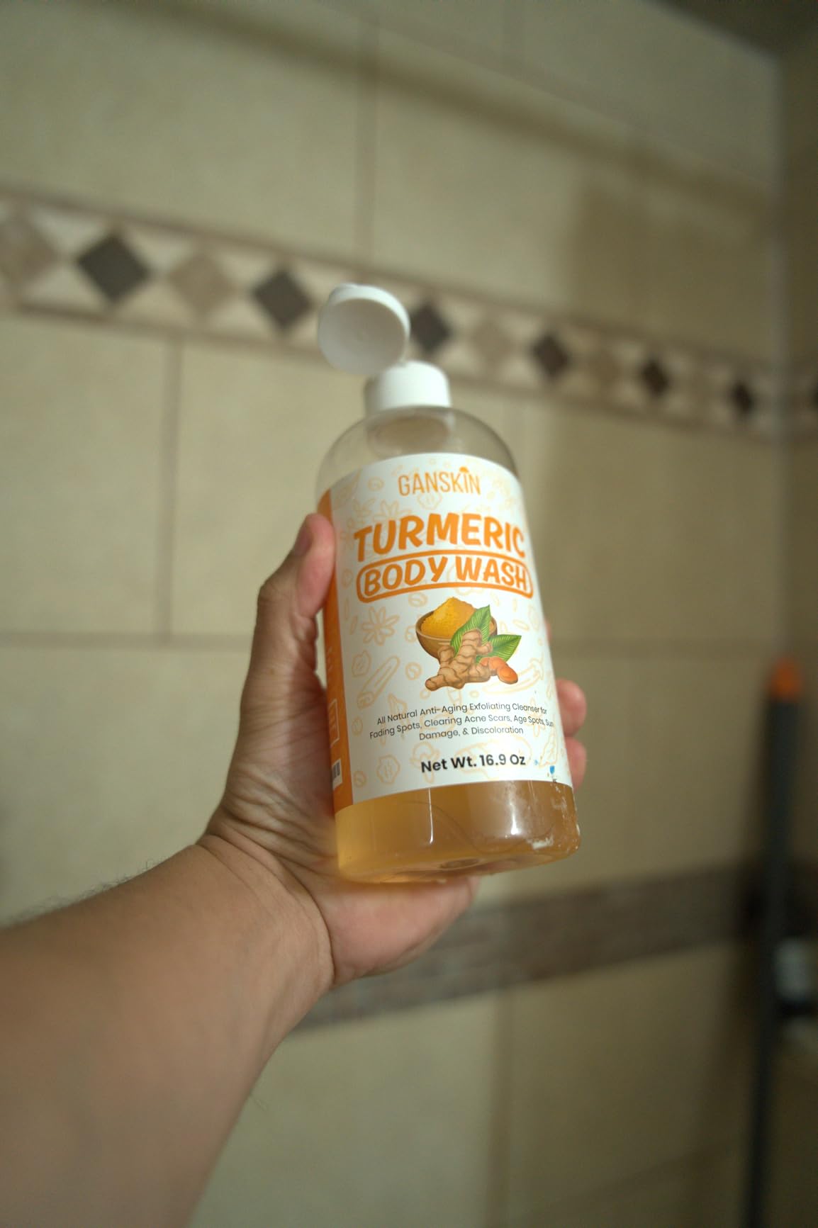 Ganskin Turmeric Body Wash – Skin Brightening Liquid Soap for Discoloration – Natural Anti Aging Exfoliating Turmeric Body Wash for Spots, Acne, Sun Damage – Bath Soap Skincare