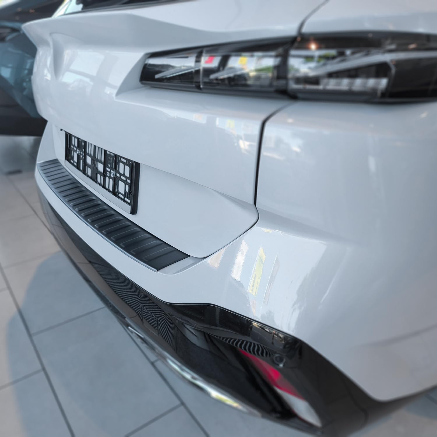 tuning-art Protection de seuil de Coffre pour Peugeot 308 3 SW 2021-