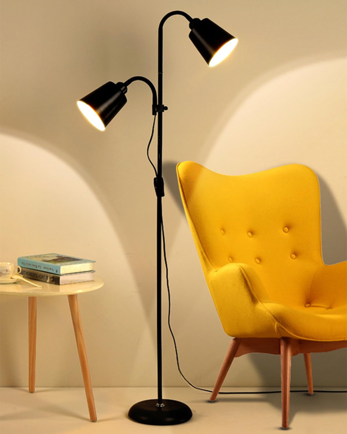 Sumkyle Floor Lamp, Modern Design Floor Lighting, Tall Standing Lamp with 2 Adjustable Heads, Suitable for Living Room/Bedroom/Study Room/Office, Black