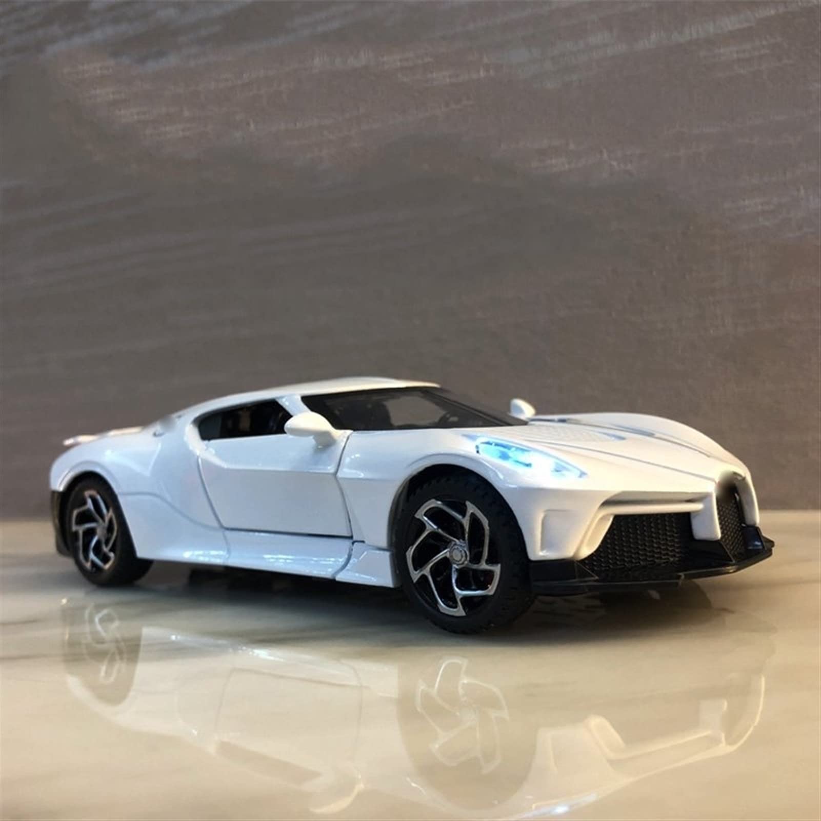 YBSM Diecast Car 1:32 For Bugatti For La For Voiture-Noire Die Cast Sound And Light Pull Back Alloy Car Model Limited Edition Edition Boy Toys (Color : Red)