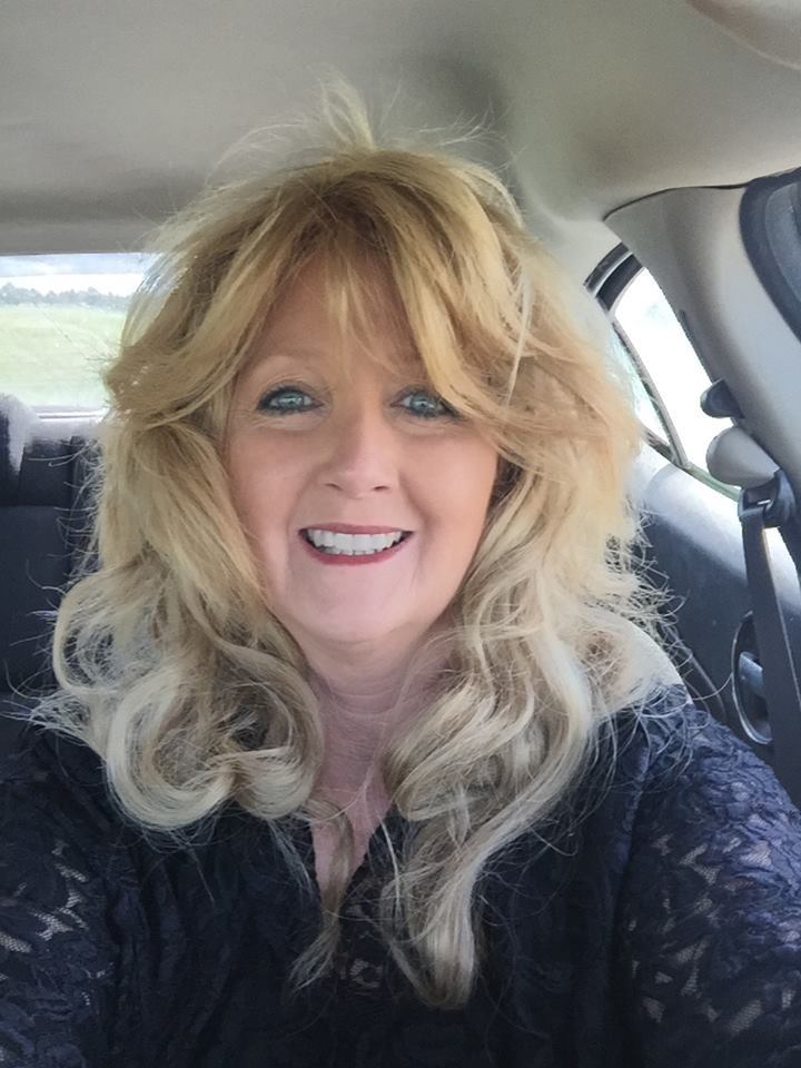 Amazon.in Cindy Bachelor books, biography, latest update