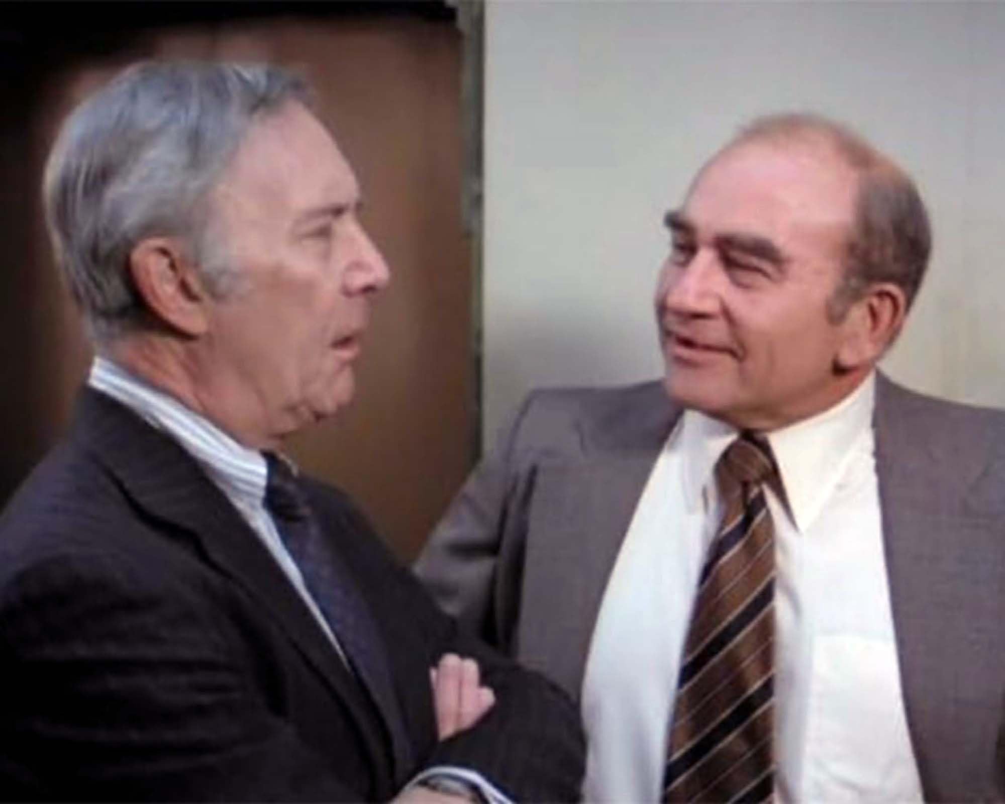 Lou Grant - die komplette 114-teilige preisgekrönte Kult Reporter Serie mit Edward Asner (Pidax Serien-Klassiker) zzgl. Bonus Krimi