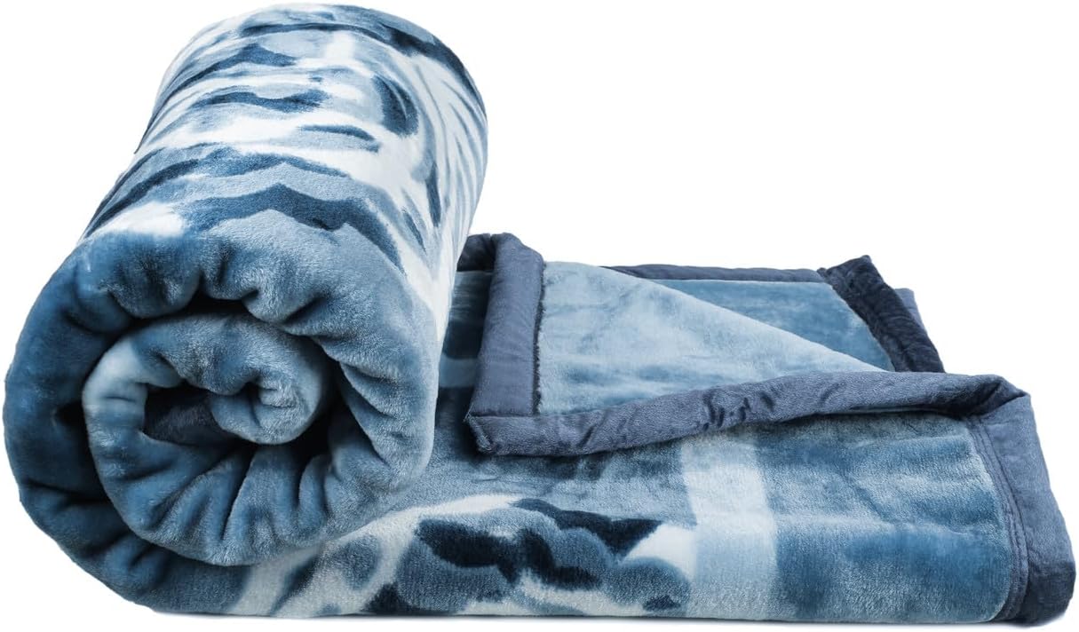 BSB Home Super Soft Cloudy Printed Single Bed Blanket for Heavy Winter, Single Ply Mink Blanket King Size with 152 x 220 Cm,2.5 Kg (Light Green & White, Pack of 1) Polyester