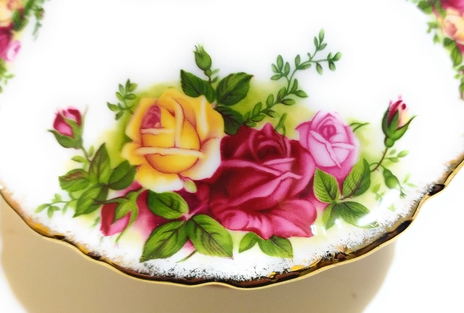 Generico ROYAL ALBERT SCATOLA TONDA PORCELLANA 12CM COLLEZIONE OLD COUNTRY ROSES