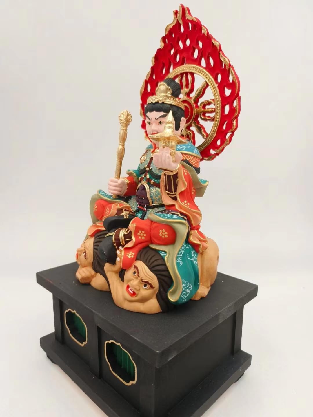 Amazon｜dsdsad 開運七福神【毘沙門天座像】総高29cm 桧木製高級木彫り