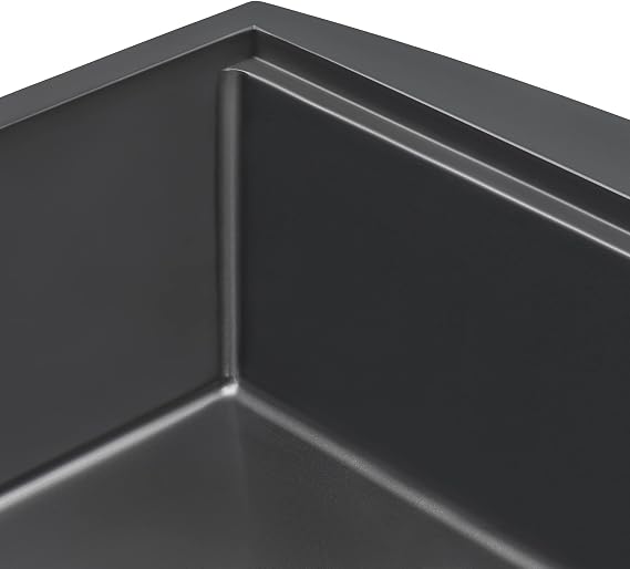 Ruvati 30-in Gunmetal Black Apron-Front Workstation Sink - RVH9106BL