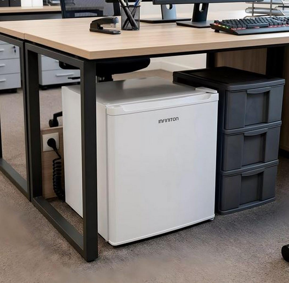 Congelador Vertical Infiniton CV-33L5WDC, 33 Litros, 51 cm de Altura, Ciclico, Puerta Reversible, Clase Energetica D Blanco