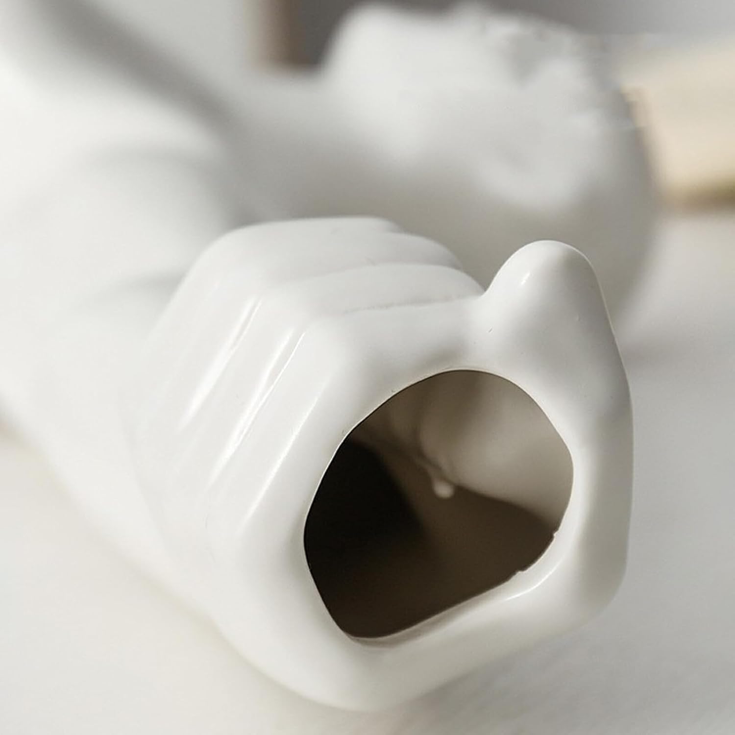 10.7 Inch Human Body Ceramic Hand Vase Man Muscle Plants Flower Container Modern Aesthetic Decorative Ceramic Vases for Home Office Decoration(1PCS-Matte White)
