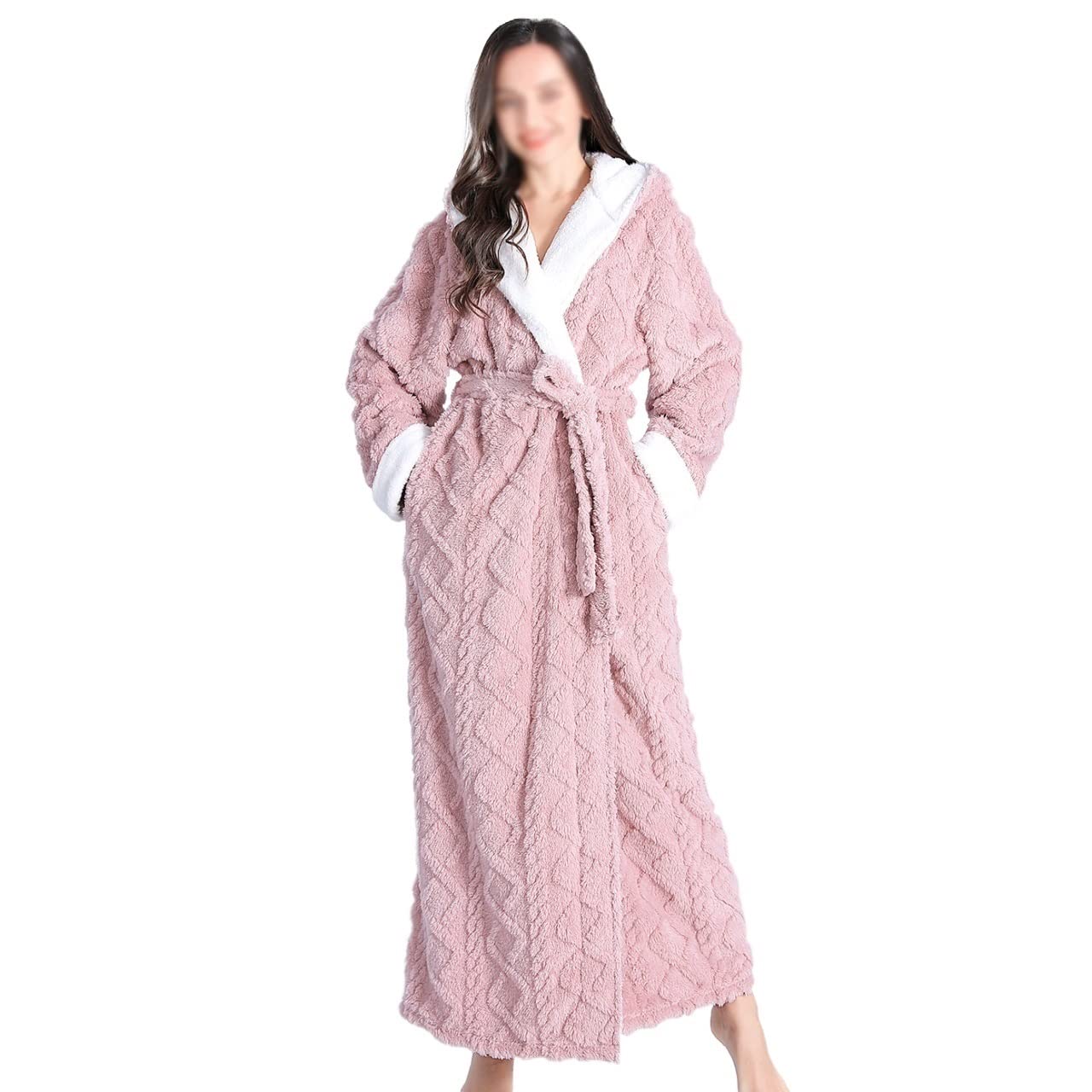 Peignoir femme chaud rose : dites adieu au froid hivernal grâce à sa maille épaisse