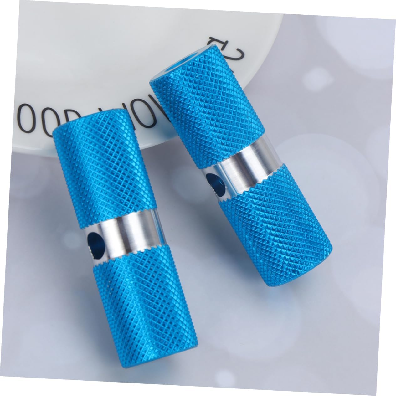 KOMBIUDA 1 Pair Front Rear Axle Foot Peg Bike Bike MTB Pegs Volleyball Ribbons LED Letters Bike Pedals Rear Foot
