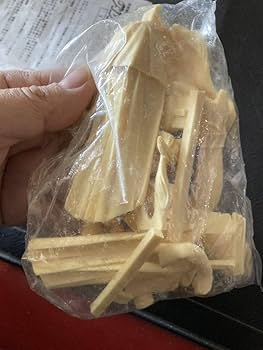 絶版レア　サイレントメビウス 1/8 ギディ・フェニル　KIDDY PHENIL Amazon | サイレントメビウス VOLKS 1/8スケールキット