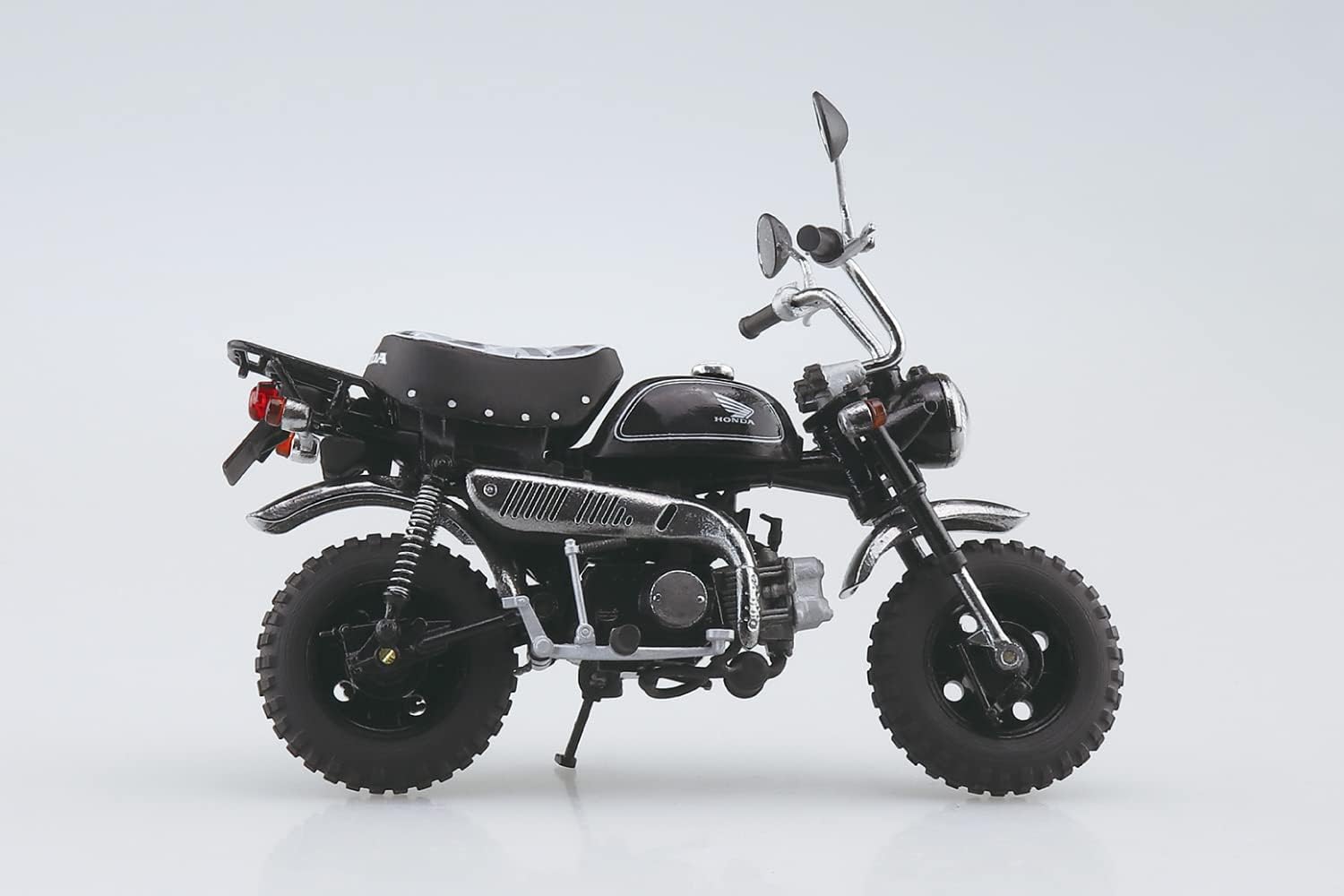 Aoshima Honda Monkey Limited Black 1:12 Scale Diecast Bike
