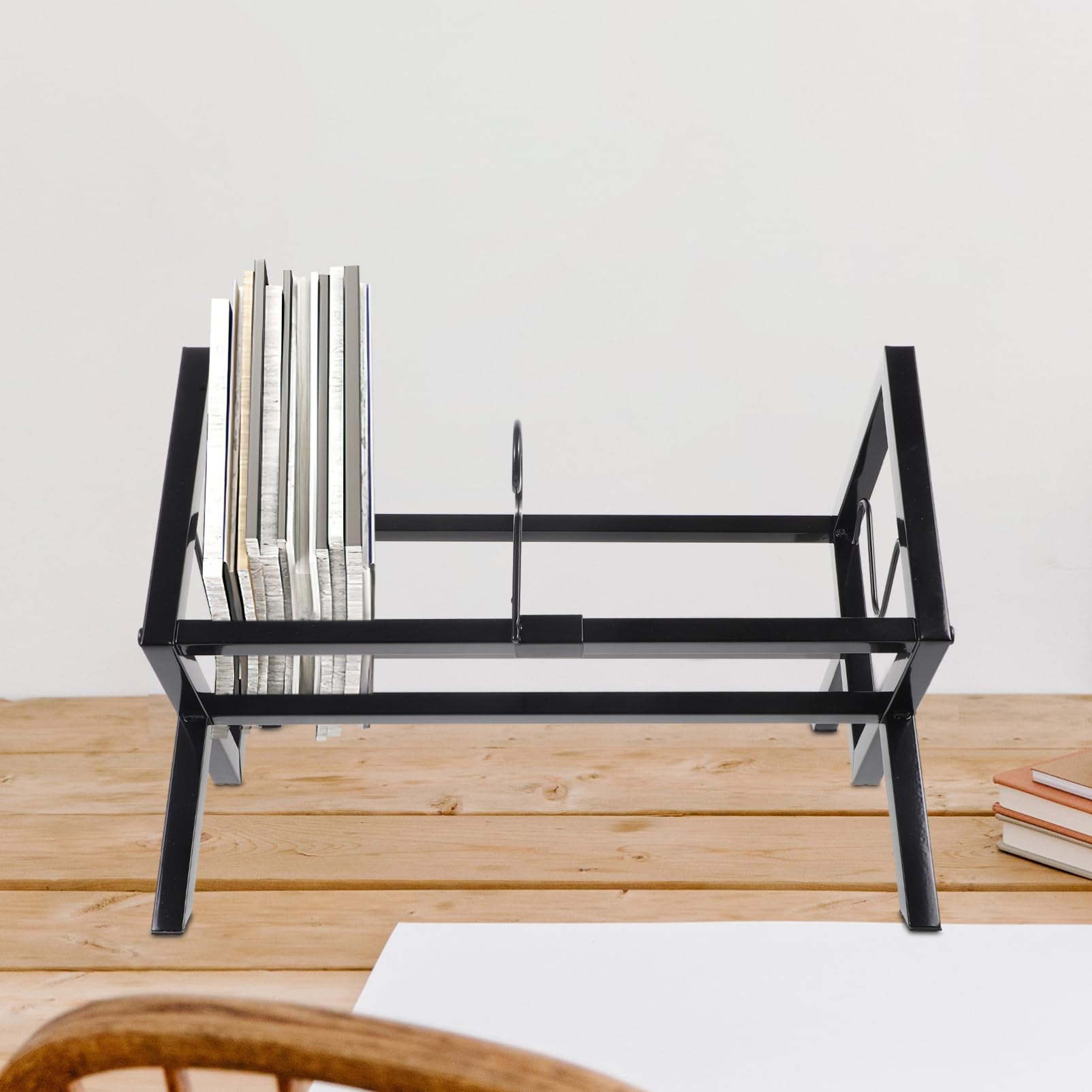 Porta Dischi Vinili da Scrivania in Metallo Nero, Grande Capacità | Libri e Riviste, Design Smontabile, Uso Ufficio e Negozio, Supporto Desktop per CD
