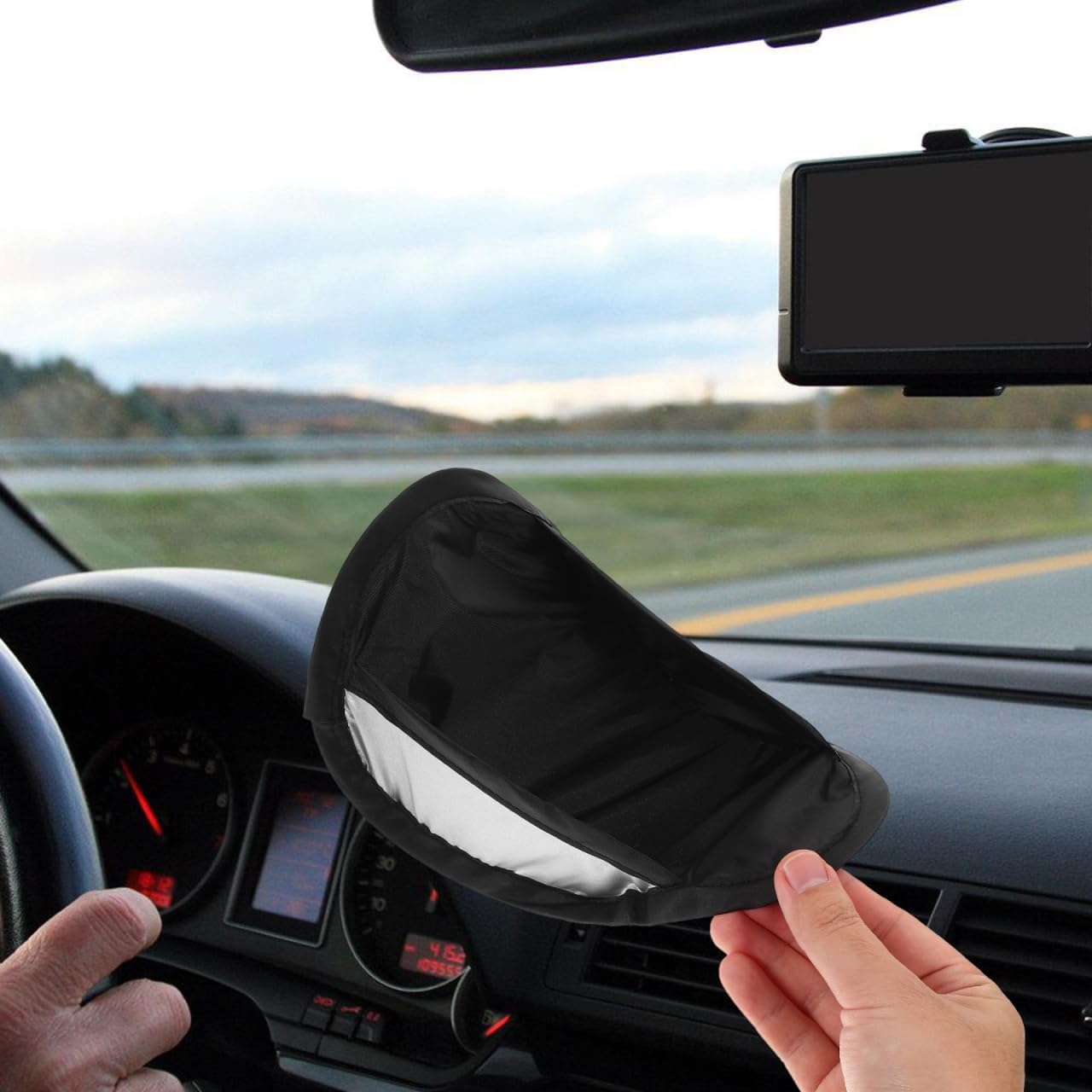 Car Phone Sun Shade 7.08X5.11X3.93In Dashboard Sun Shield Cell Phone Protection for Cars Trucks Suvs Heat Resistant Mobile Shade