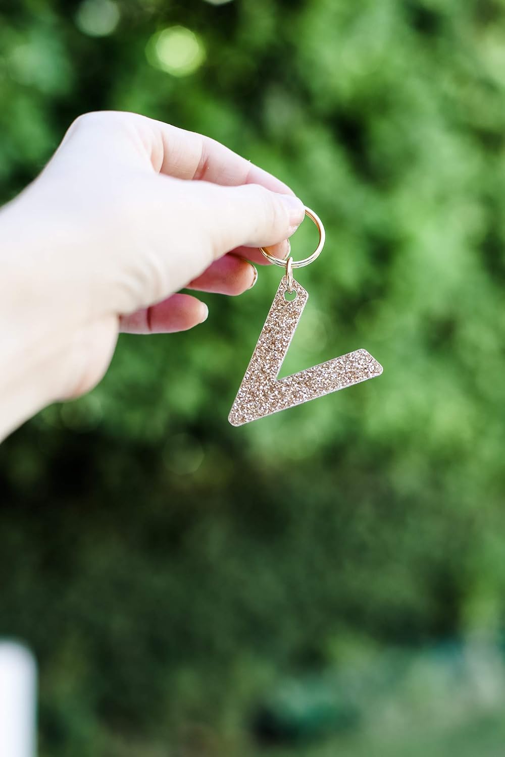 Lucky Feather V initial keychain | Christmas Stocking Stuffers for Women | Glitter key chain| letter V keychain great purse charms for Key Handbag Backpack Bag, Trendy Gift | llaveros para mujer image 4