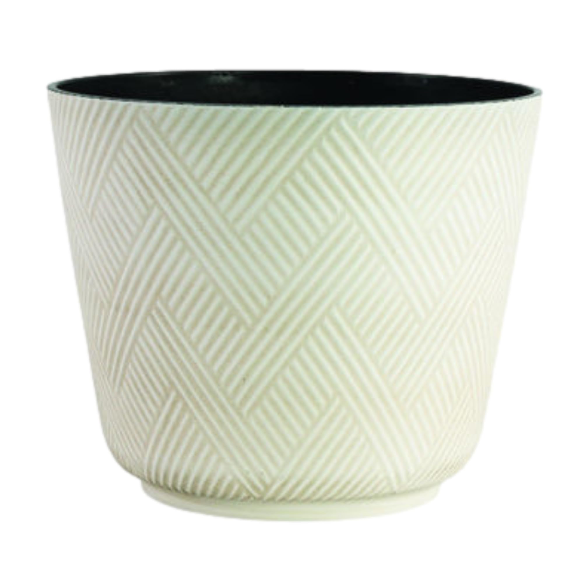 Fyne-Finds Round Plastic White 30cm,12inch Plant Pot Indoor Outdoor Weatherproof Chevron Geomatric Planter Cover (1)