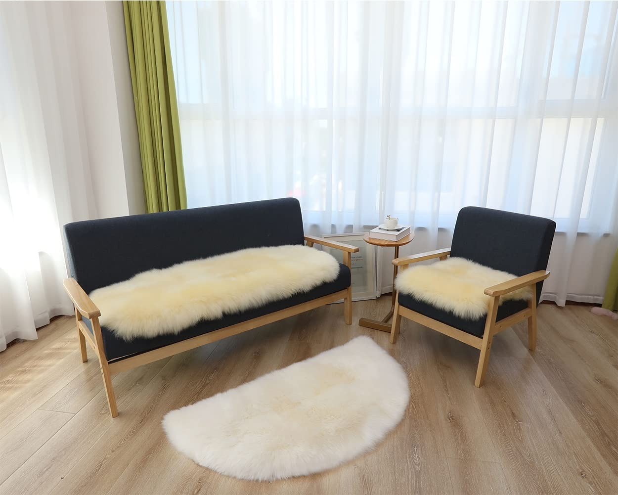 Tapis demi-lune en peau de mouton véritable et moelleuse, demi-rond, en laine de mouton douce pour décoration d'intérieur, salon, chambre à coucher, sol confortable (90 x 180 cm)