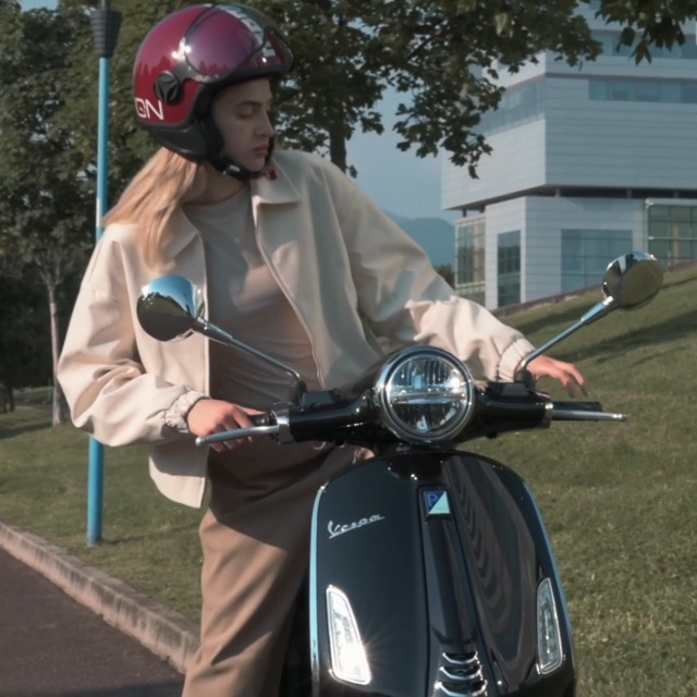 Casco MOMODESIGN FGTR CLASSIC E2206 - Candy Purple/White, Taglia S, Omologazione ECE 22.06 - Foto 6