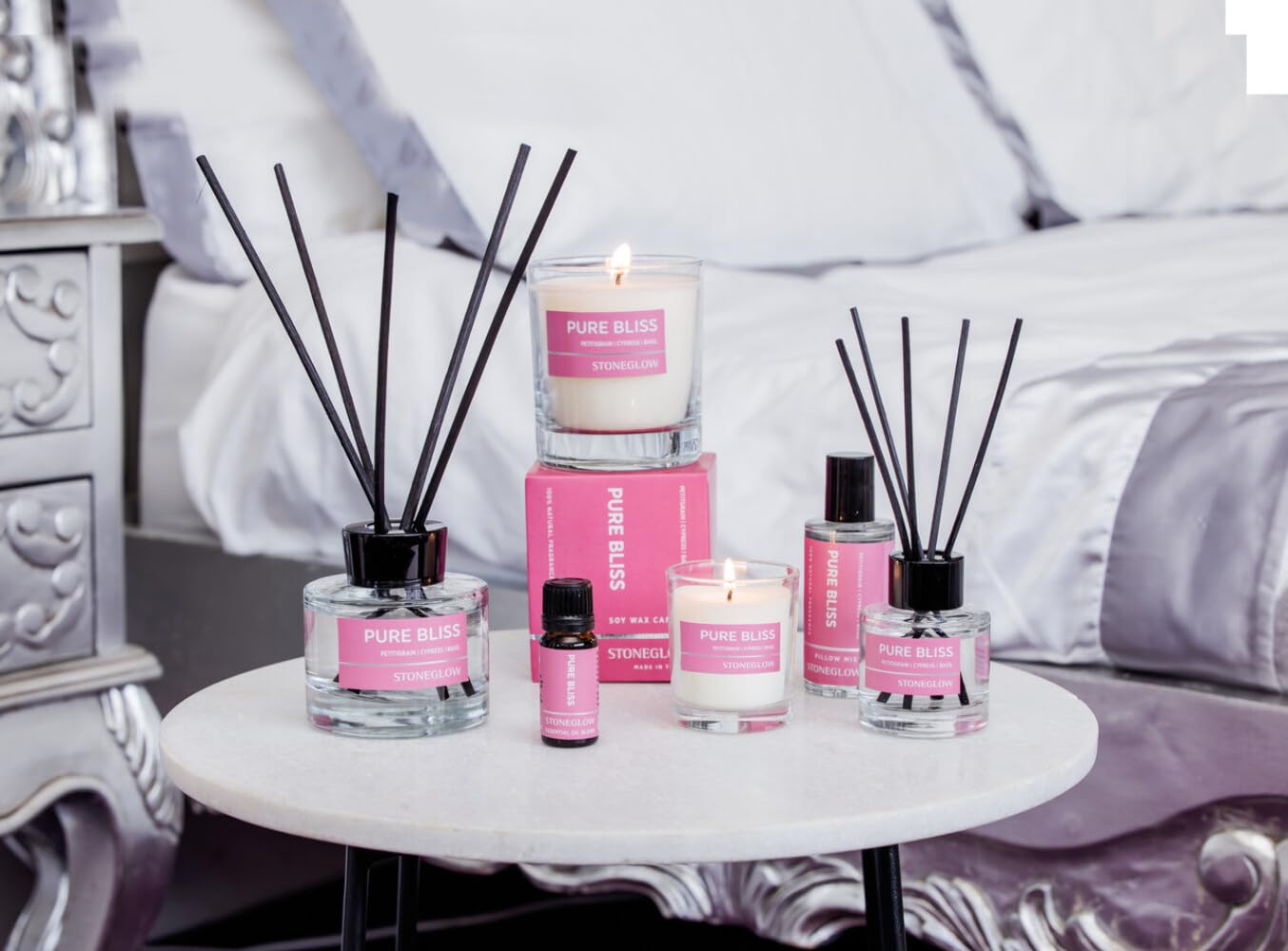 Stoneglow Wellbeing Collection Pure Bliss Duftkerze, Petitgrain, Zypresse, Basilikum, Rosa, 220 g