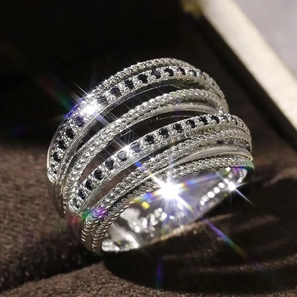 White Gold Plated Twisted White Cubic Zirconia Statement Ring Personalized Accessory Ideal for Women's Daily Casual Wear Party Holiday Anniversary Love Jewelry Gift